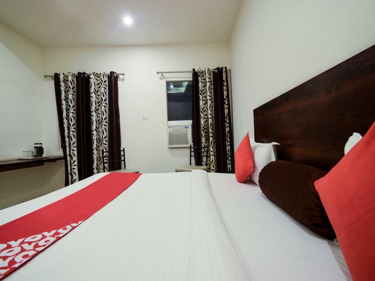 Hotel Krishna Palace Udajpur Zewnętrze zdjęcie