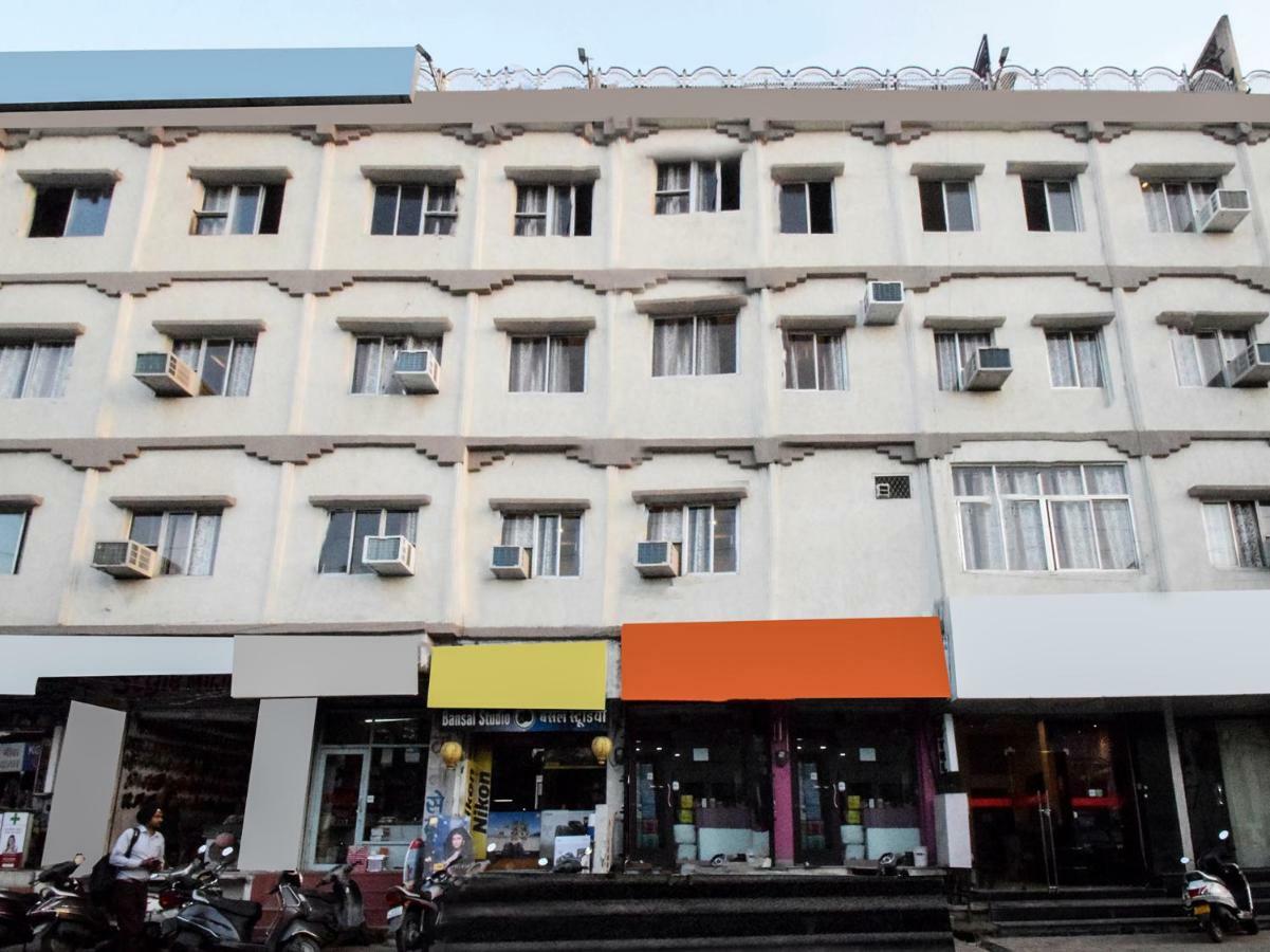 Hotel Krishna Palace Udajpur Zewnętrze zdjęcie