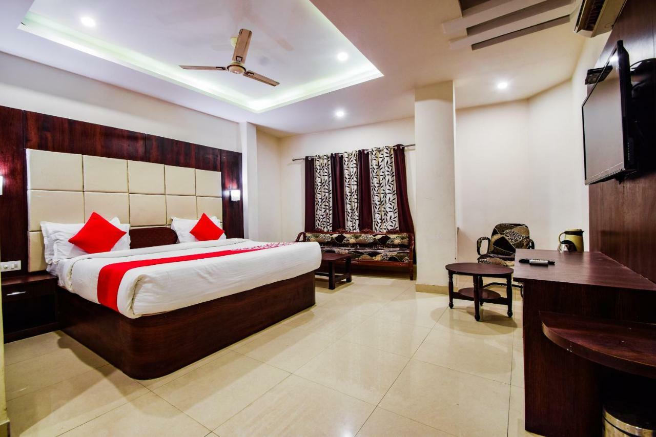 Hotel Krishna Palace Udajpur Zewnętrze zdjęcie