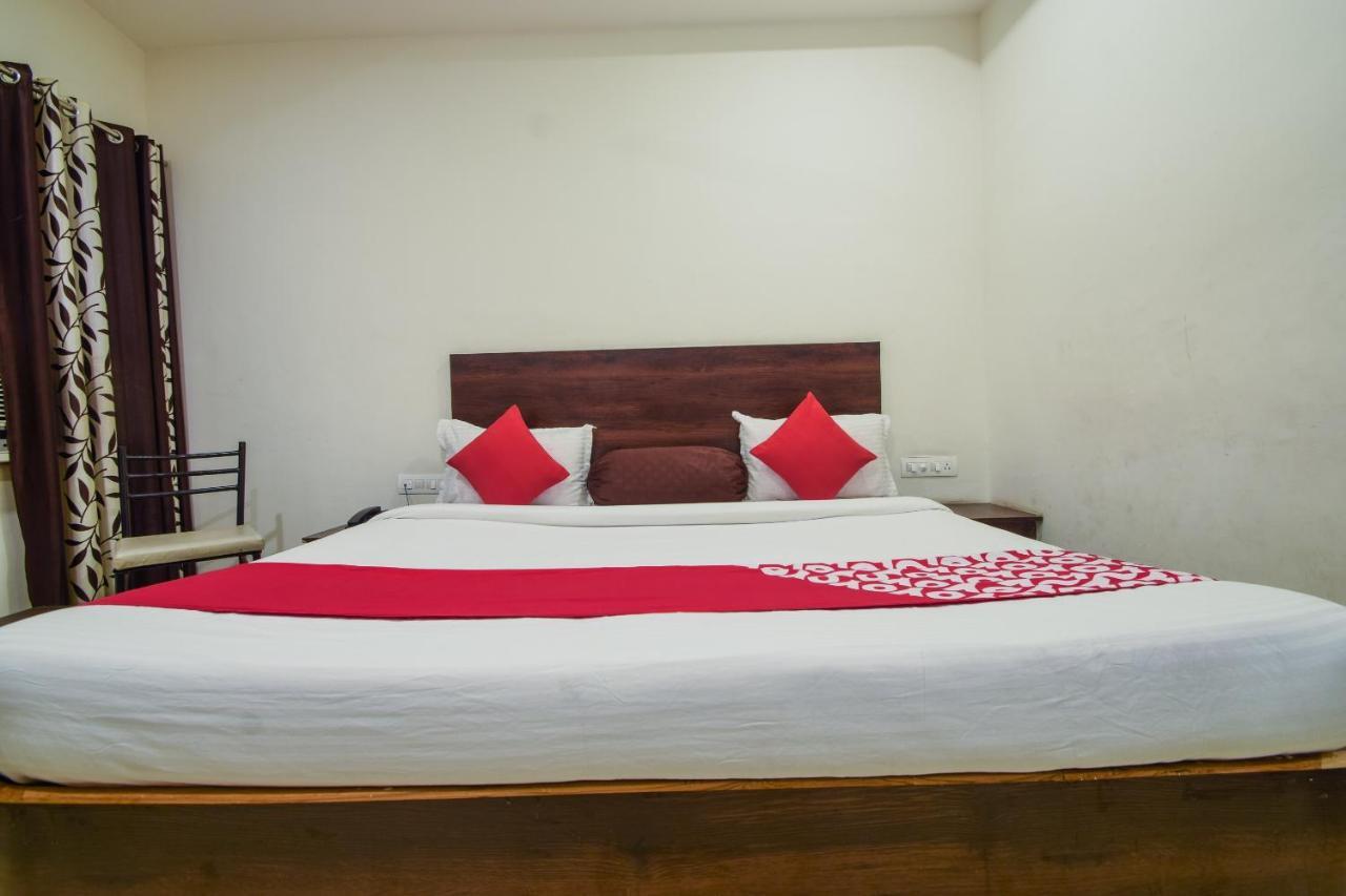 Hotel Krishna Palace Udajpur Zewnętrze zdjęcie